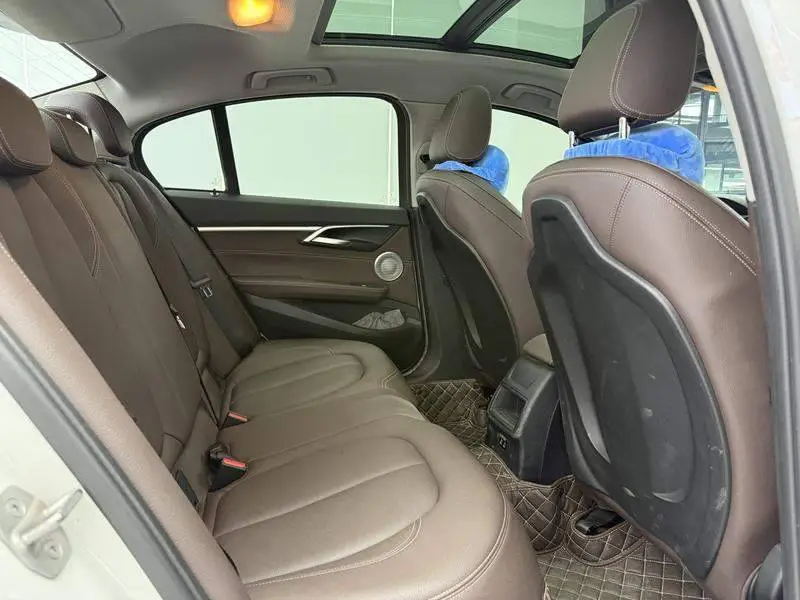 BMW 1 Series 2023 120i M Sport Edition — 16