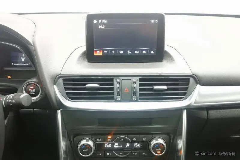 Mazda CX-4 2016 2.0L Automatic 2WD Blue Sky Premium Edition — 13