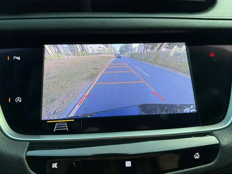 Cadillac XT5 2020 28T Luxury Model — 11