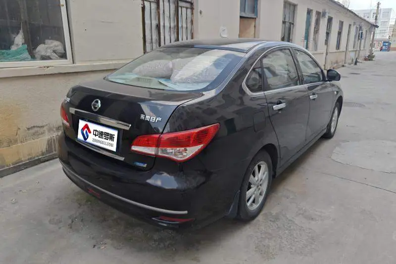 Sylphy 2016 Classic 1.6XE Manual Comfort Edition — 3