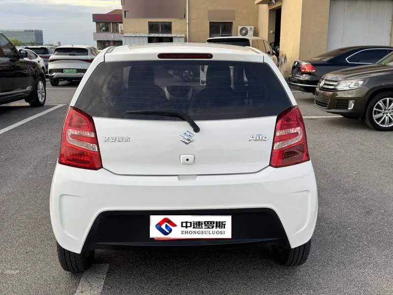 Alto 2013 1.0L Automatic Luxury Model — 4