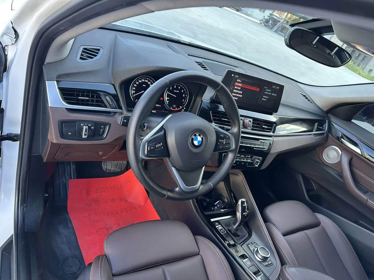 BMW X2 2021 sDrive20i M Off-Road Package — 10