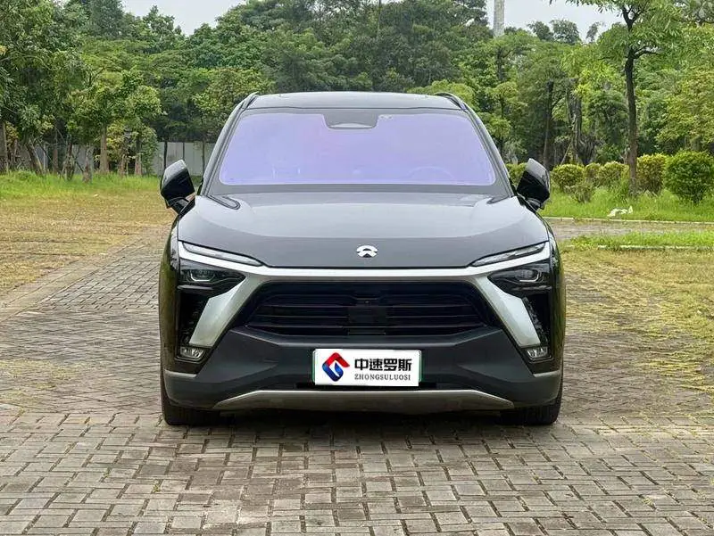 NIO ES8 2020 415KM Signature Edition Six-seat Edition — 2