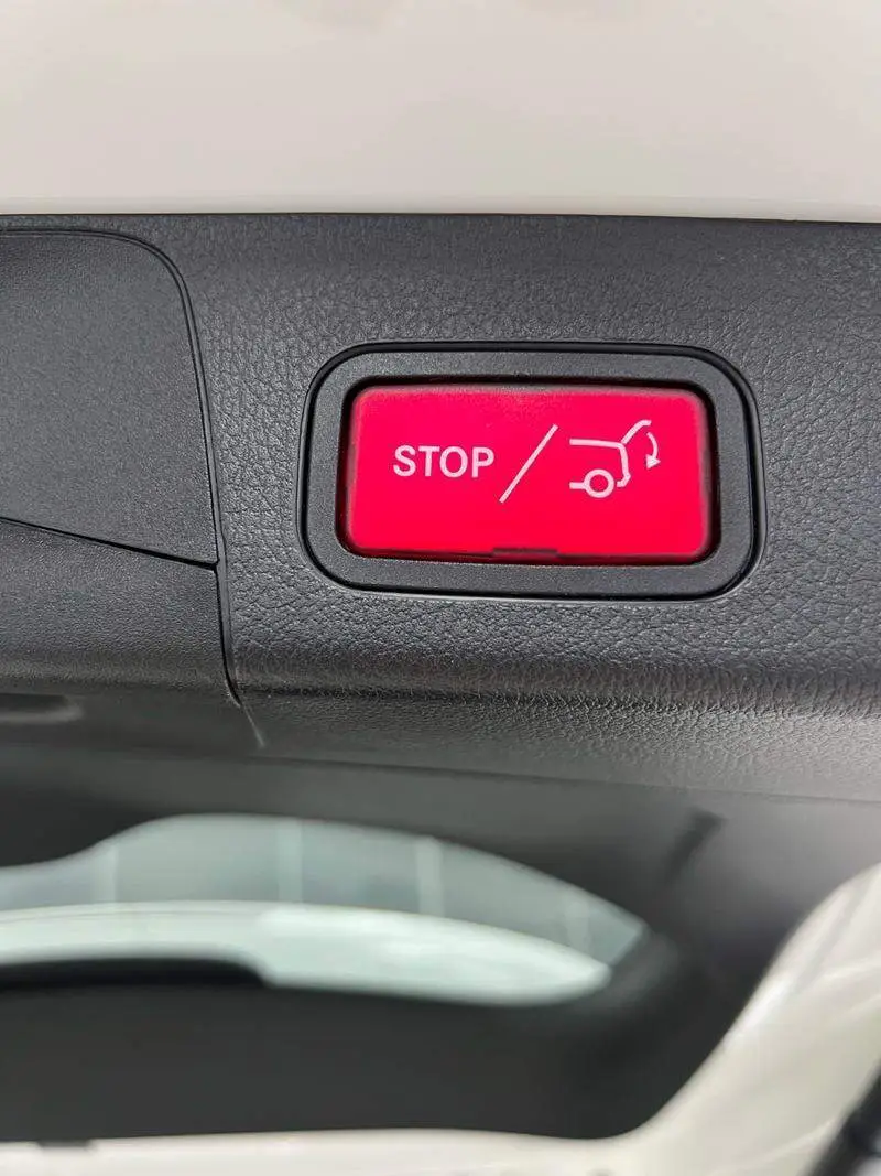 Mercedes-Benz GLB 2020 GLB 180 Dynamic — 15