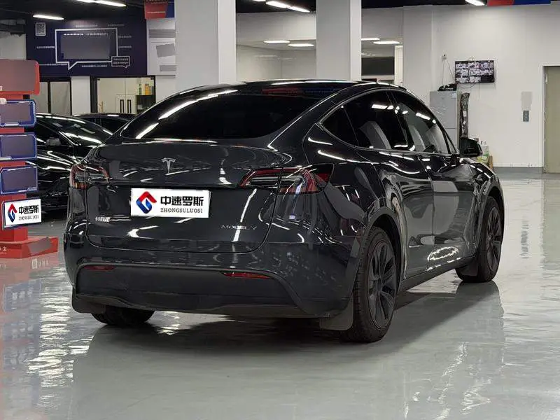 Model Y 2024 rear-wheel drive version — 6