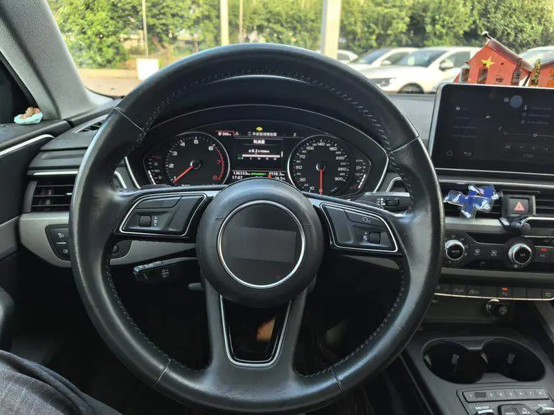Audi A4L 2019 40 TFSI Progressive National VI — 14