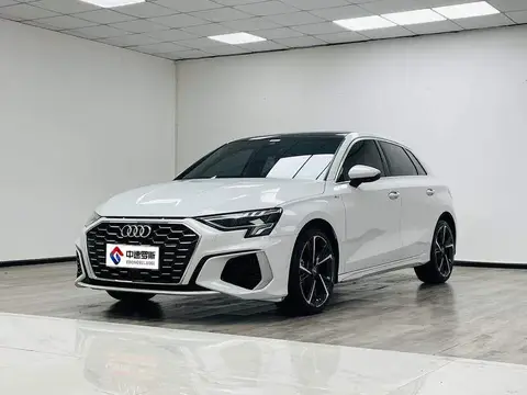 Audi A3 2021 Sportback 35 TFSI Stylish and sporty