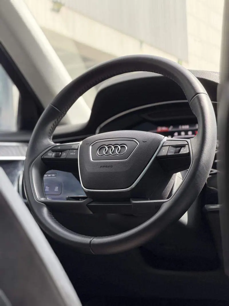 Audi A8 2018 A8L 55 TFSI quattro Elite Edition — 9