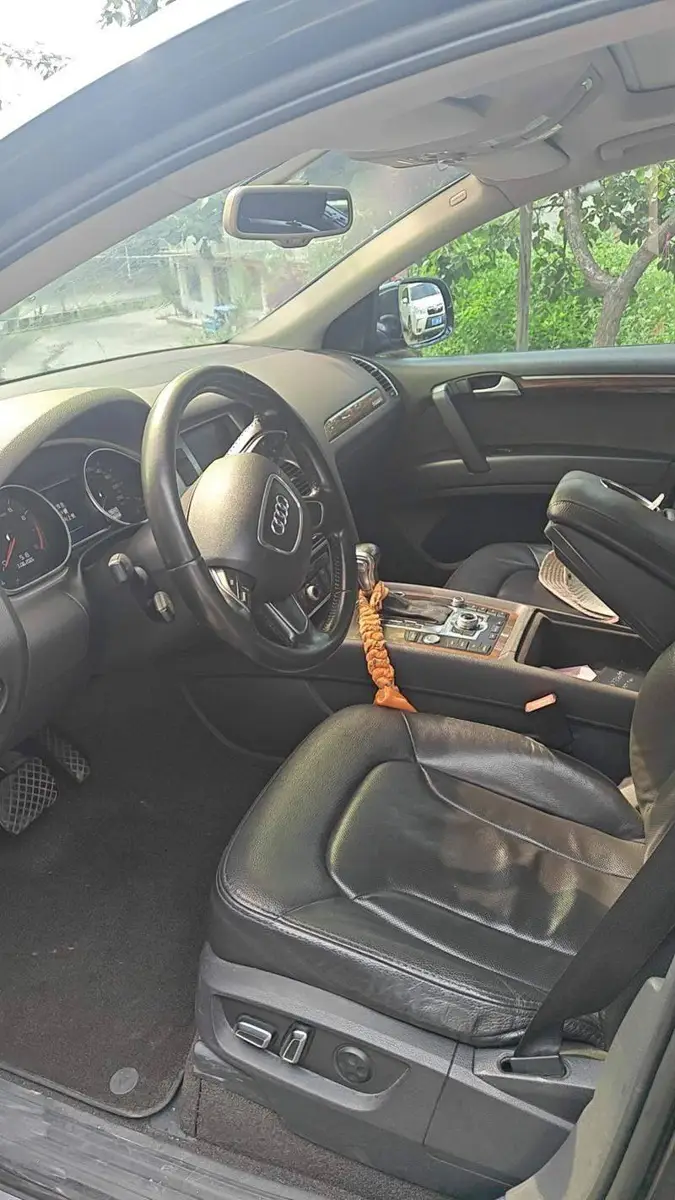 Audi Q7 2012 3.0 TFSI Progressive (200kW) — 6