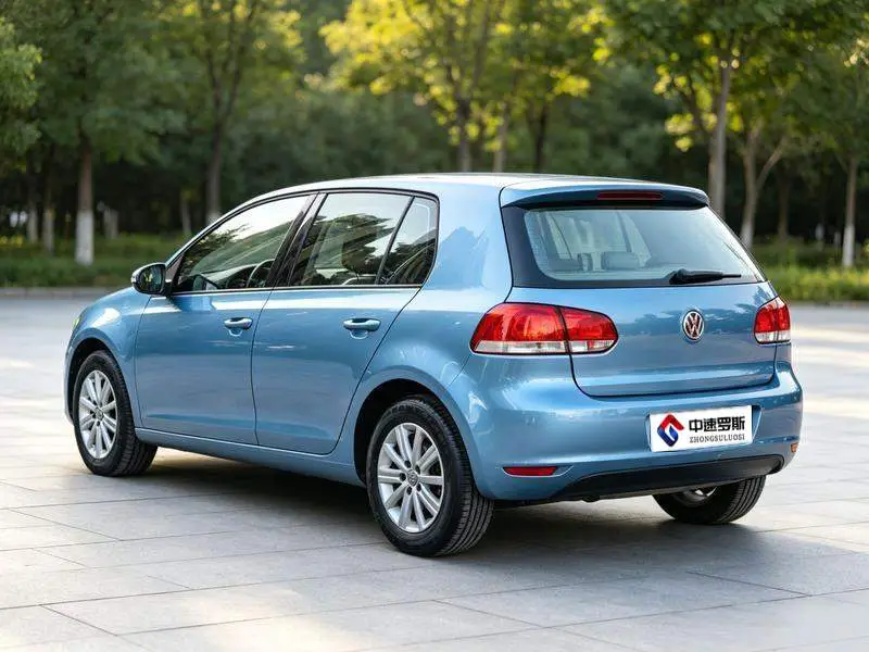Golf 2011 1.6 Automatic Fashion Model — 5
