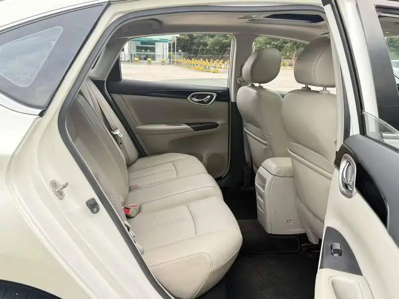 Sylphy 2016 1.6XL CVT Premium Edition — 7