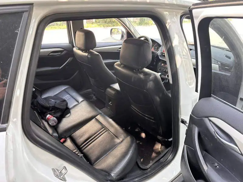 BMW X1 2012 sDrive18i Fashion — 11