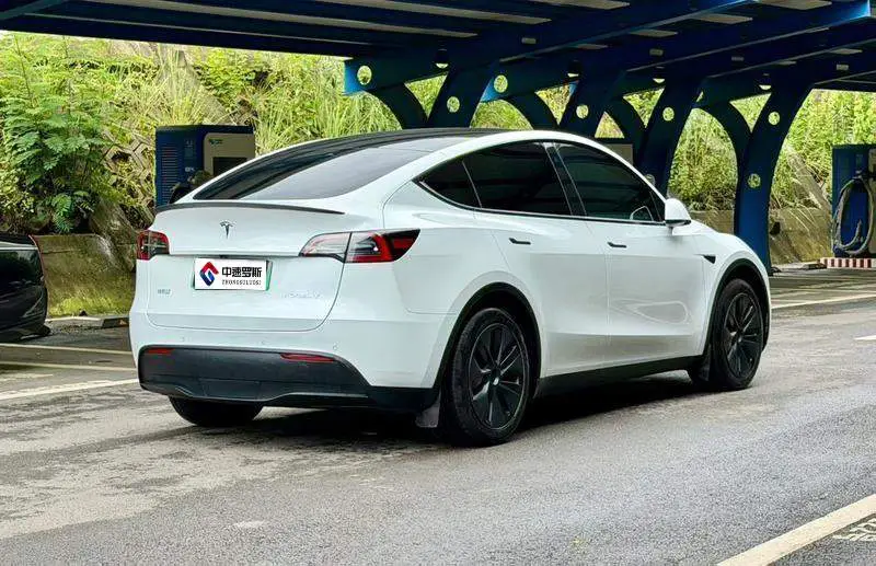 Model Y 2023 rear-wheel drive version — 6