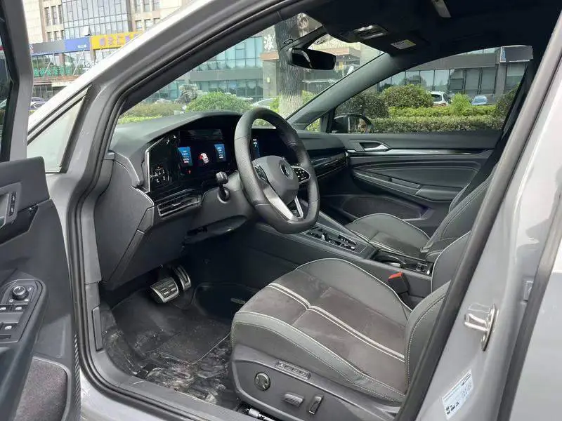 Golf 2023 280TSI DSG R-Line Lite — 13