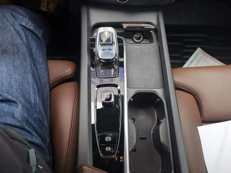 Volvo XC60 2022 B5 4WD Smart Luxury Edition — 15