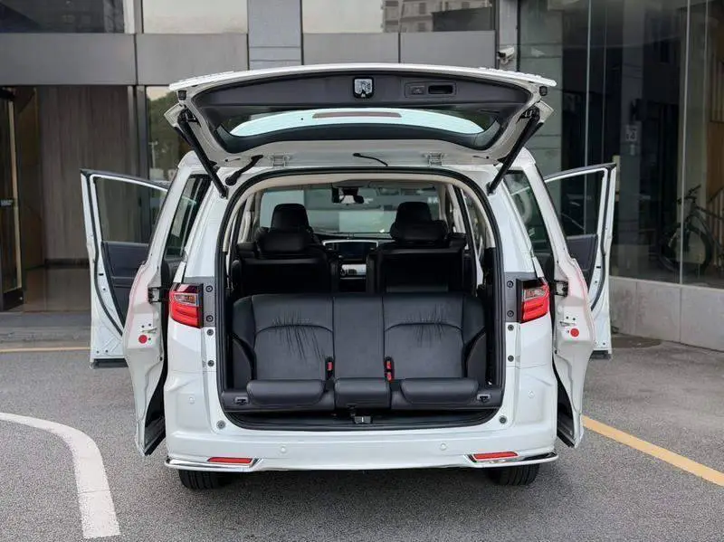 Odyssey 2019 2.0L Sharp Smart Edition — 18