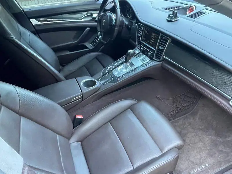 Panamera 2010 Panamera Turbo 4.8T — 7