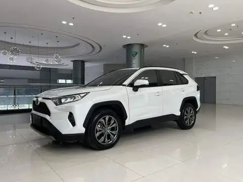 RAV4 Rongfang 2023 2.0L CVT 2WD Fashion Edition