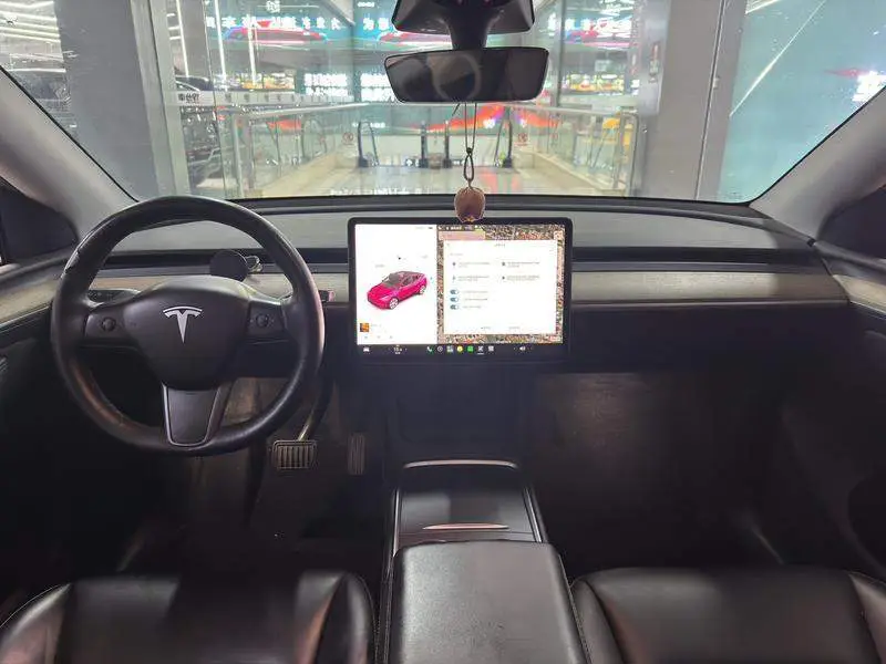 Model Y 2022 facelifted rear-wheel drive version — 8