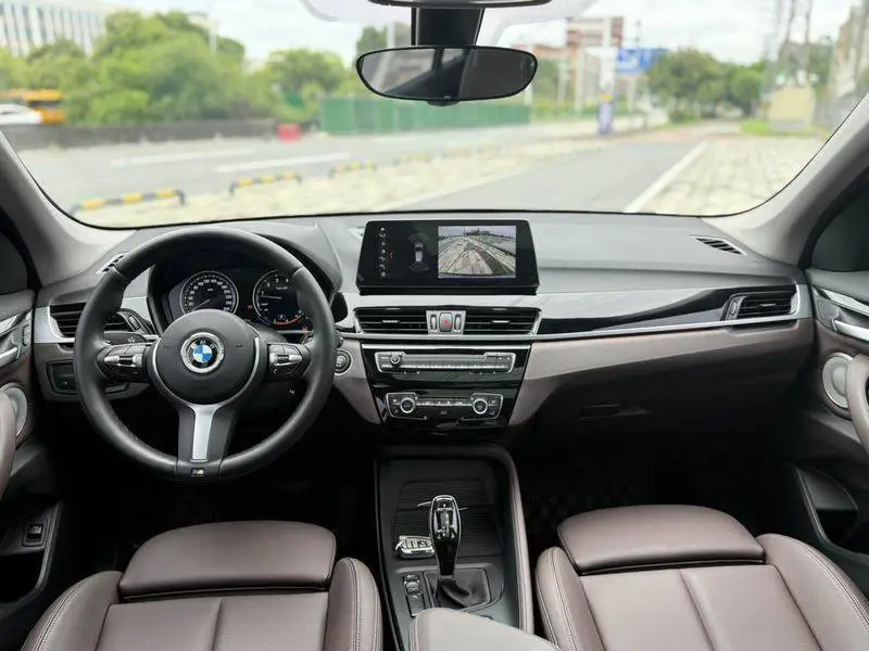 BMW X1 2022 sDrive25Li Leading Edition — 12