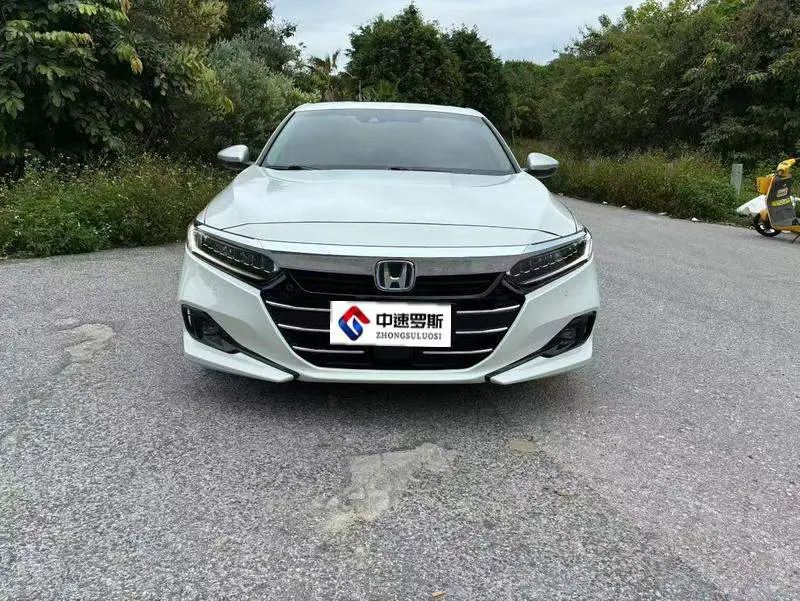 Accord 2022 Sharp Hybrid 2.0L Sharp Cool Edition — 2