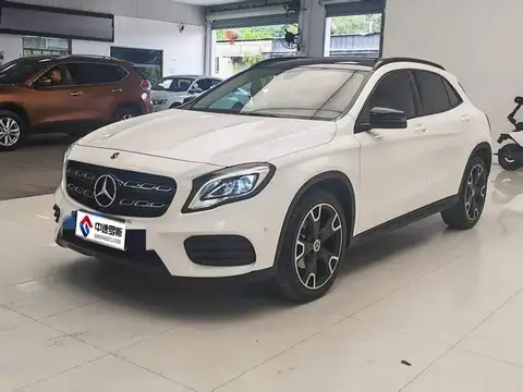 Mercedes-Benz GLA 2018 GLA 220 4MATIC Sport