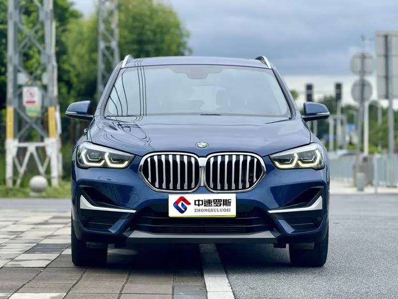 BMW X1 2022 sDrive25Li Leading Edition — 2