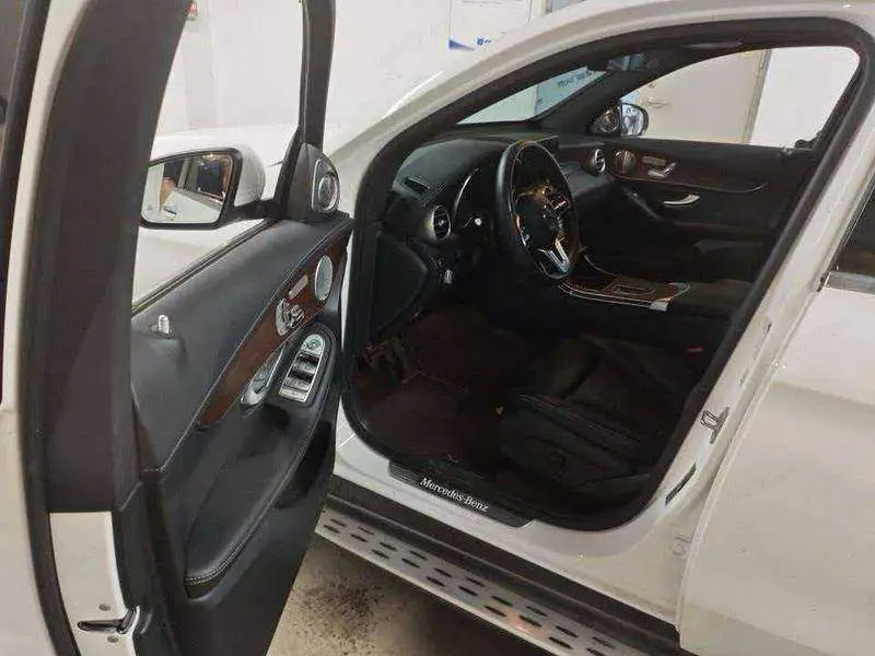 Mercedes-Benz GLC 2021 GLC 300 L 4MATIC Dynamic — 7