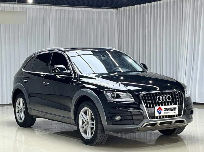 Audi Q5 2018 Collector's Edition 40 TFSI Technology Edition — 3