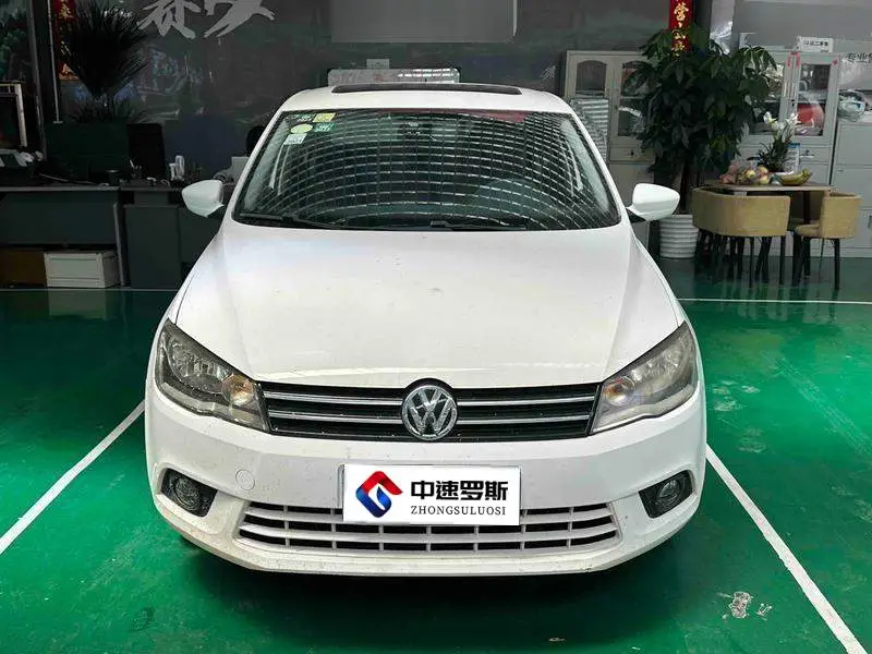 Jetta 2015 1.6L Manual Comfort — 2