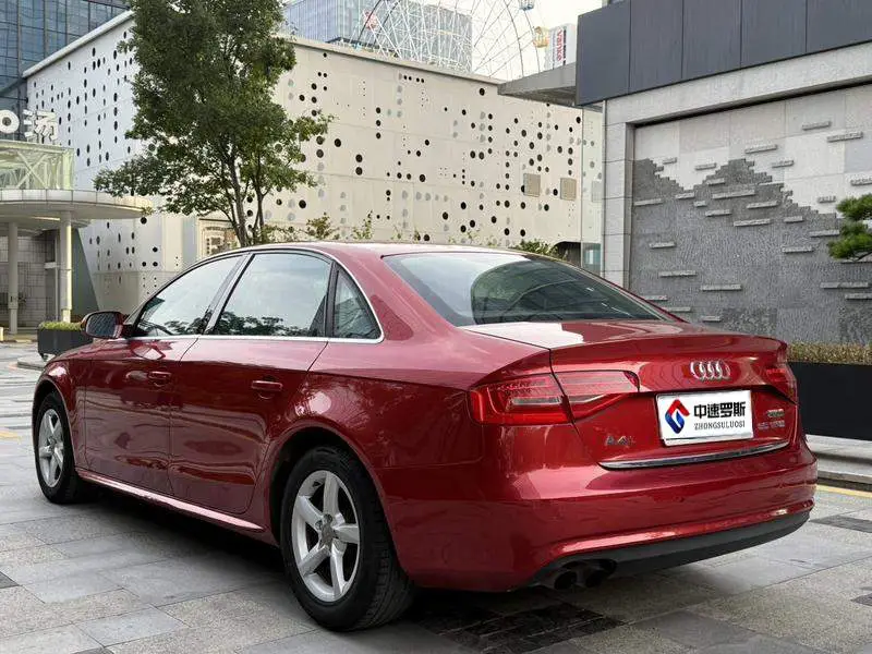 Audi A4L 2013 35 TFSI Automatic Standard Model — 4