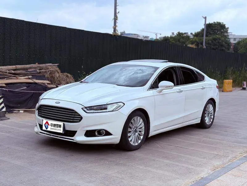 Mondeo 2013 2.0L GTDi200 Fashion Model