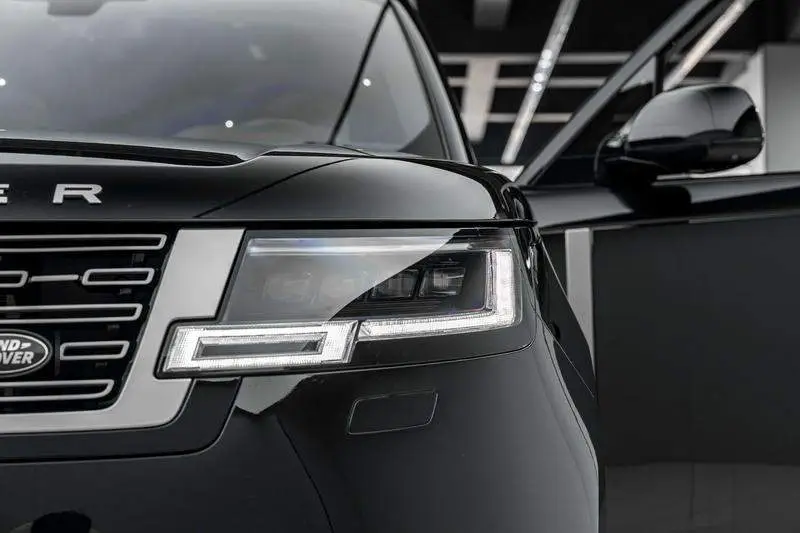 Range Rover 2023 3.0 L6 400PS Grand Seven-seat Extended Edition — 8