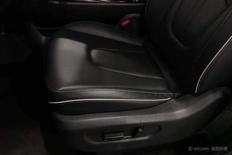 Kustu 2021 380TGDi TOP Premium — 19