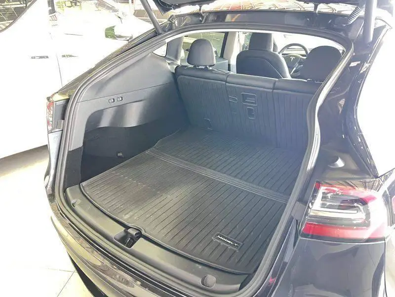 Model Y 2024 rear-wheel drive version — 15