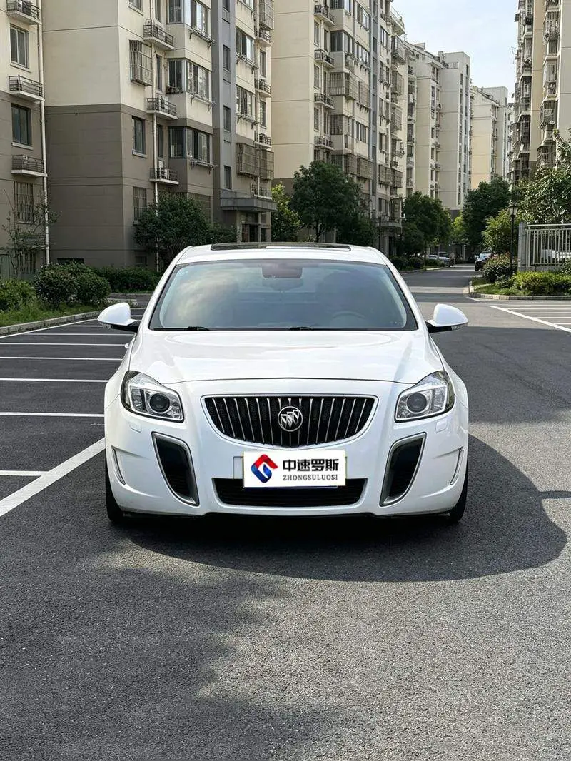 Regal 2012 GS 2.0T Super Sports Edition — 2