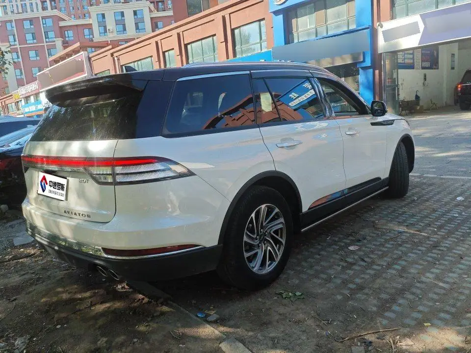 Aviator 2021 3.0T V6 4WD Premium Edition — 4