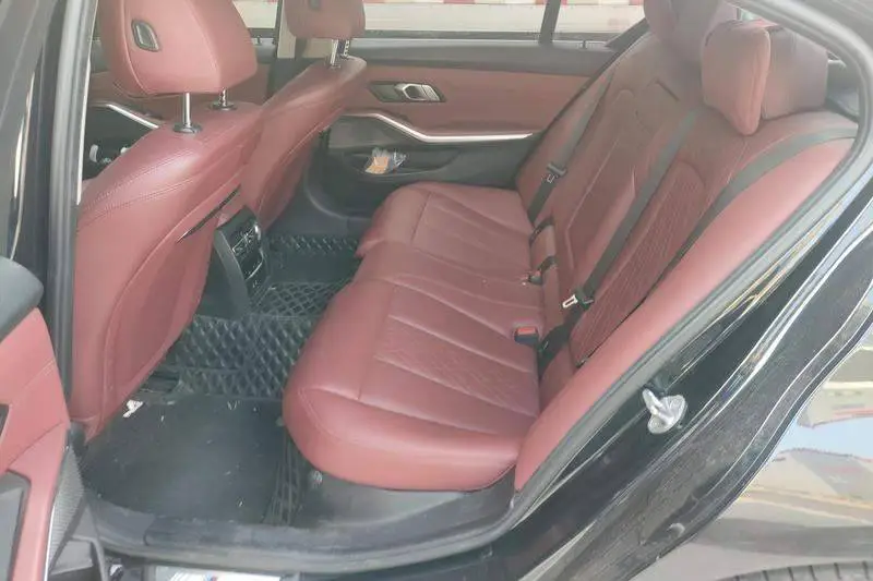 BMW 3 Series 2023 325Li M Sport Package — 15
