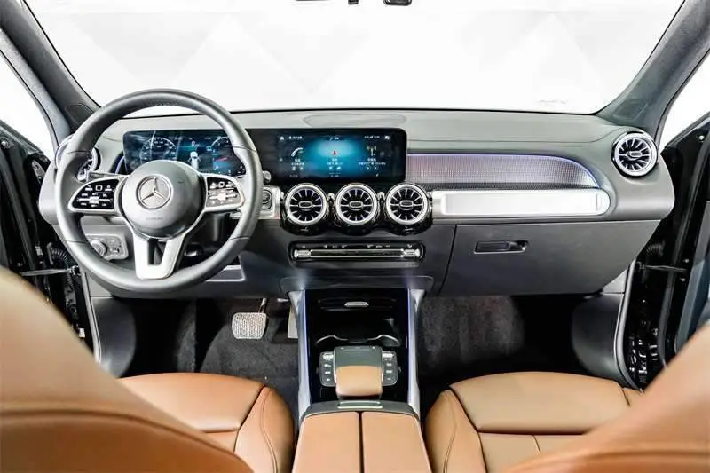 Mercedes-Benz GLB 2022 GLB 200 Dynamic — 13