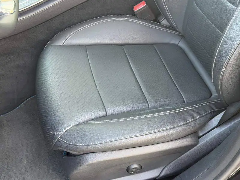 Mercedes-Benz E-Class 2020 E 300 L Fashion Edition — 16