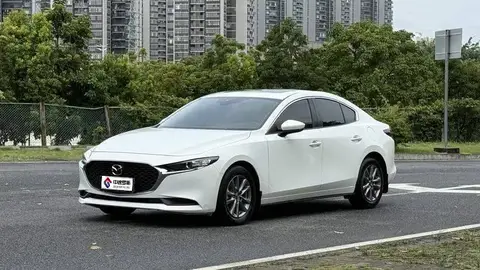 Mazda 3 Angkesaila 2020 1.5L Automatic Sunroof Edition