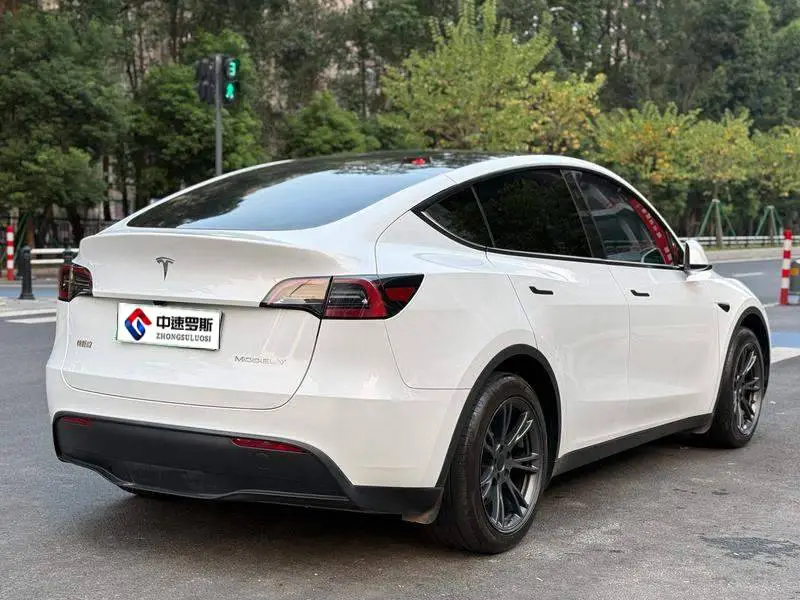 Model Y 2024 rear-wheel drive version — 6