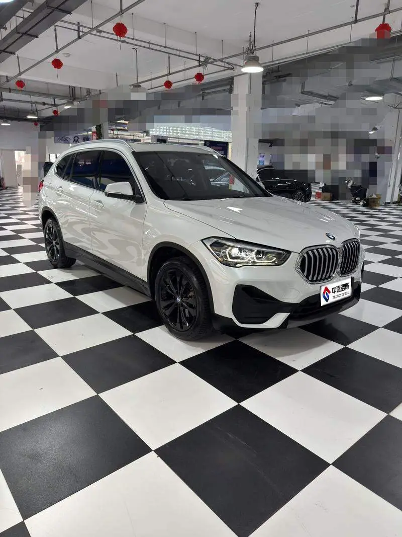 BMW X1 2022payment sDrive20LiFashion — 3