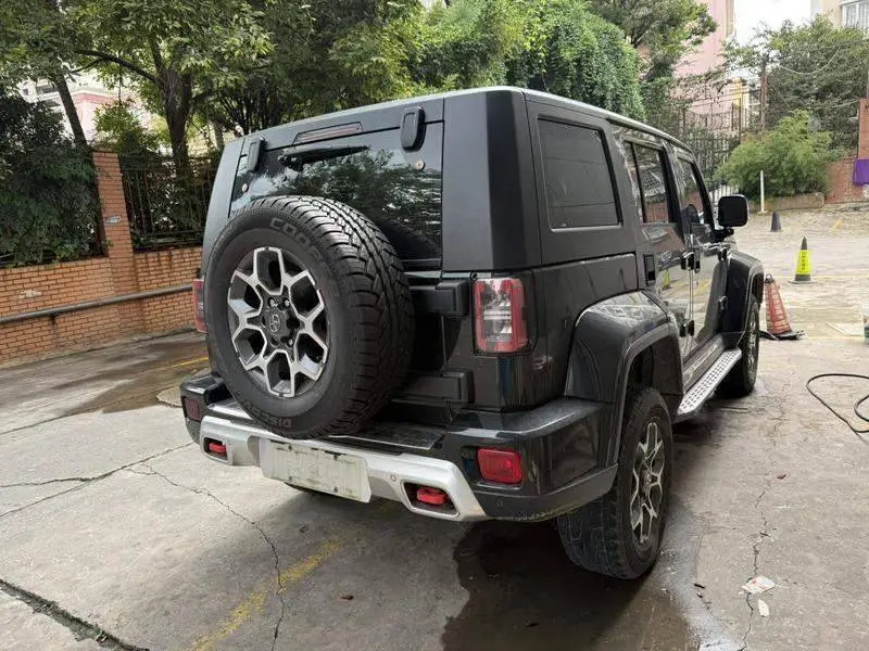 Beijing BJ40 2019 2.3T Automatic 4WD City Hunter Edition Premium National VI — 6