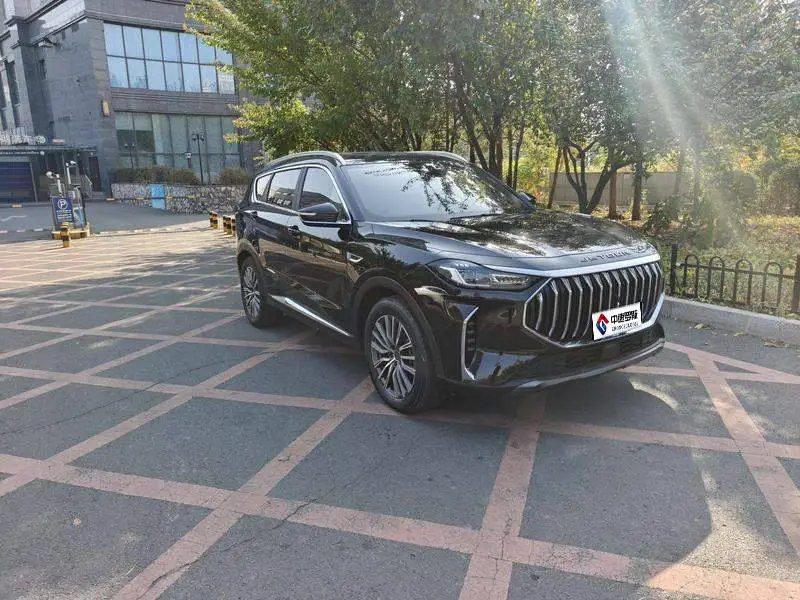 JETOUR X70 PLUS 2023 1.5T DCT Brave PLUS 7-seater — 3