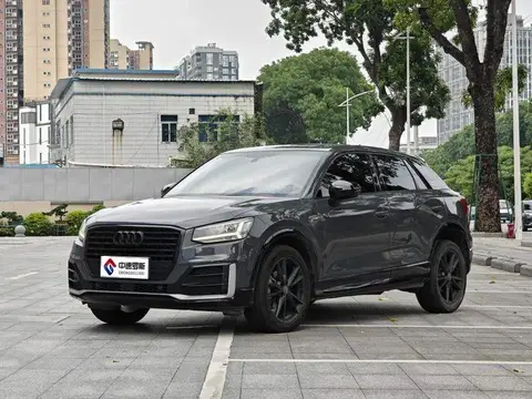 Audi Q2L 2020 35 TFSI Progressive Dynamic Edition