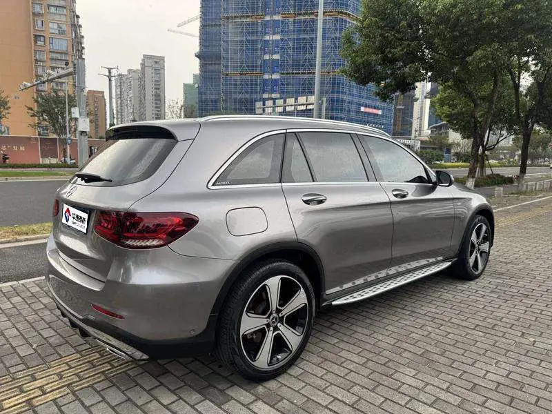 Mercedes-Benz GLC 2022 GLC 300 L 4MATIC Dynamic Collector's Edition — 6