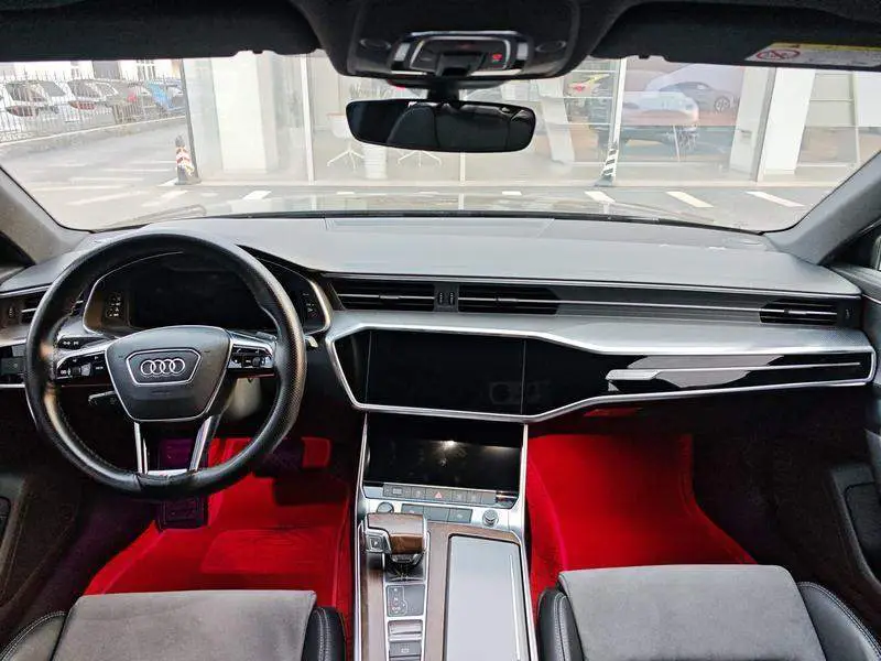 Audi A6L 2022 40 TFSI Luxury Dynamic Edition — 7