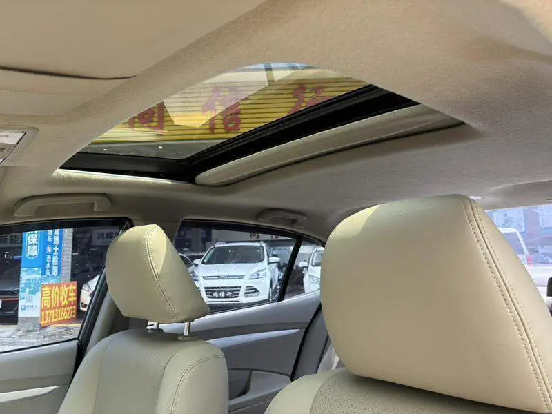 Classic 2012 1.5L Automatic Flagship Edition — 14