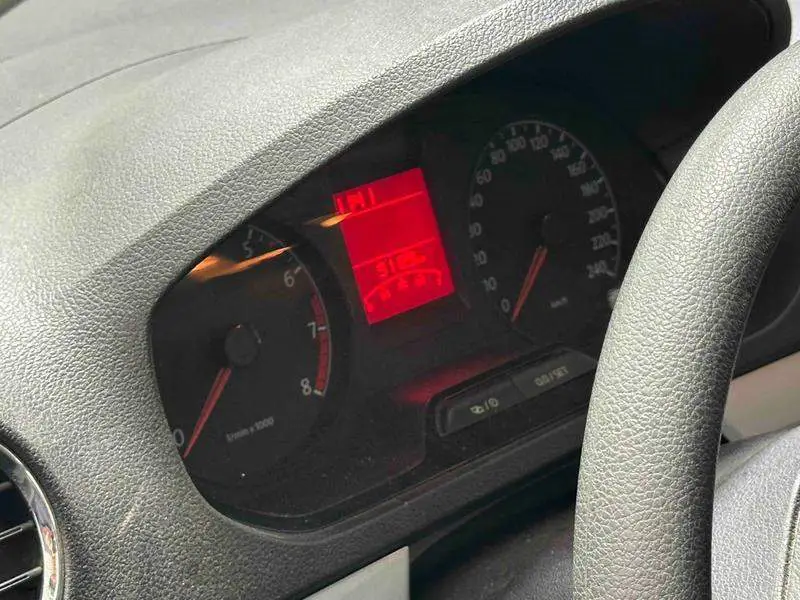 Jetta 2015 1.6L Manual Comfort — 6